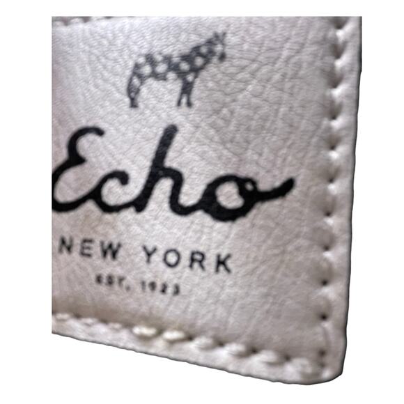 ECO ENVELOPE CLUTCH PURSE ZIPPER CLOSURE SHADES OF BLUE PATTERN - Picture 4 of 10